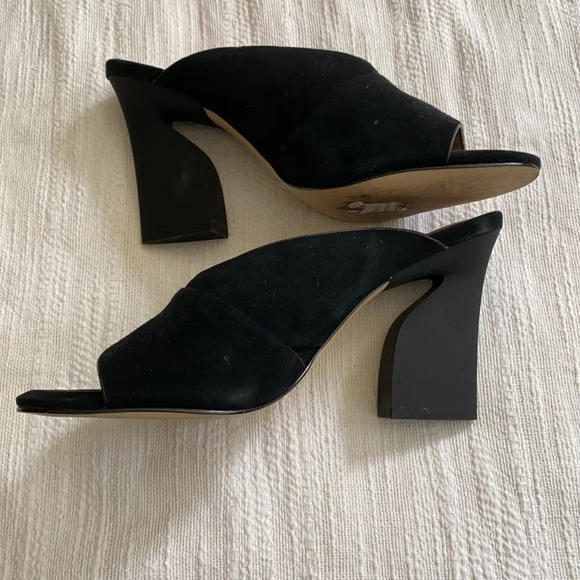•Halston Heritage• Black Suede Sandals, EEEUC - Picture 7 of 9